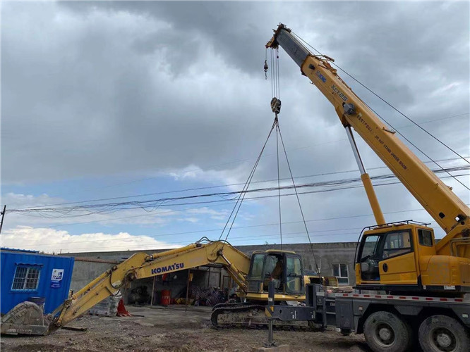 建水县25吨吊车的工作半径是多少？